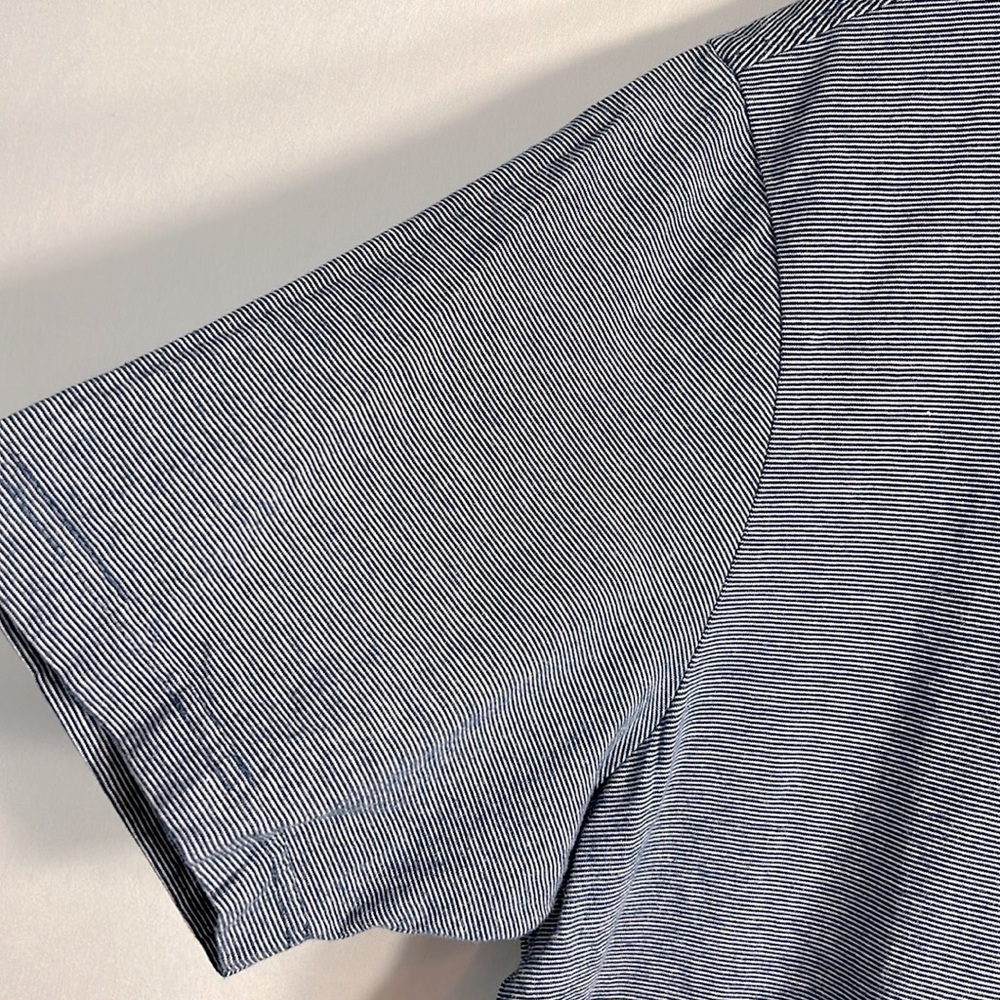 Tommy Bahama Men's Navy Striped Short Sleeve Cotton Crew Neck size L - Picture 4 of 7